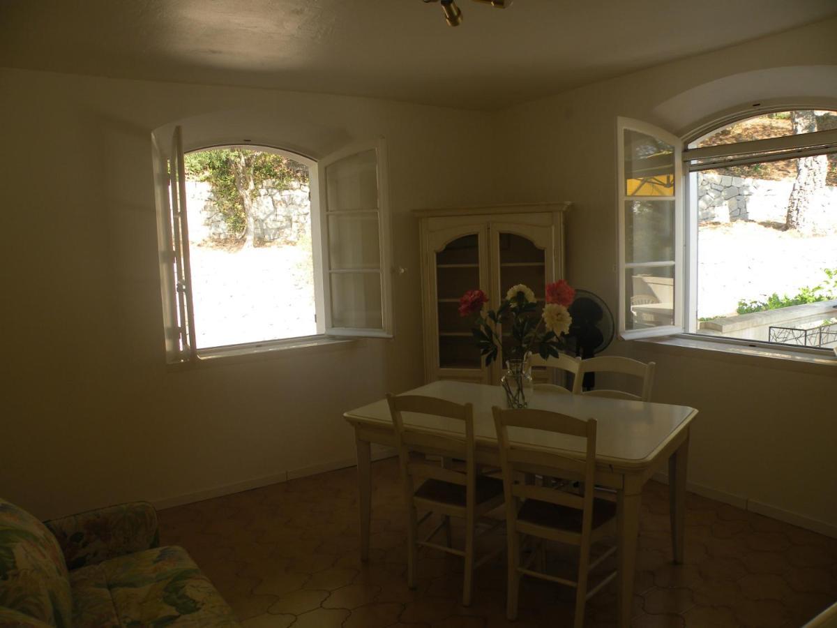 Appartement Bel 2 Ou 4 Personnes Vue Sur La Baie De Cannes Immense Piscine Calme Xxl