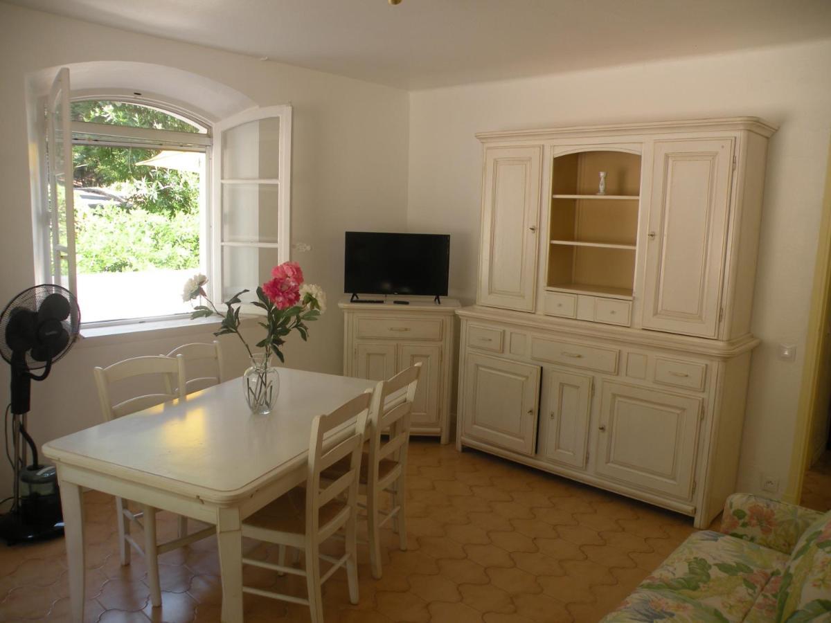Appartement Bel 2 Ou 4 Personnes Vue Sur La Baie De Cannes Immense Piscine Calme Xxl Fréjus
